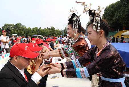 ����1�⾲��